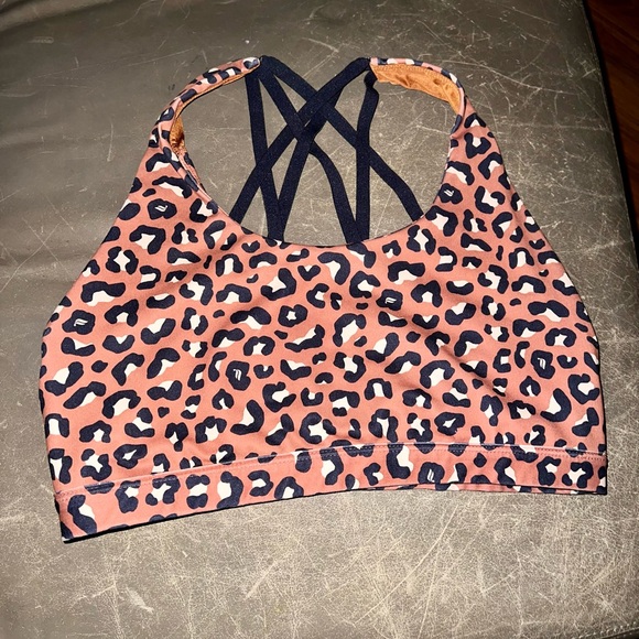 Fabletics Workout Set - Picture 7 of 9